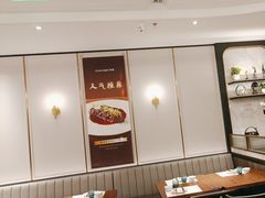 -港丽餐厅(正大店)