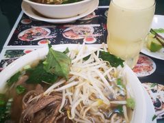 -鹏牛肉河粉