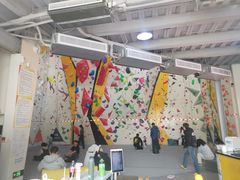 -问山MountQuest攀岩馆