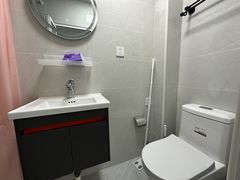 -漕溪路(地铁站)