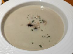 奶油蘑菇汤-斗牛士牛排(南京东路店)