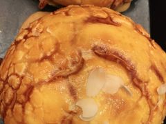 拔丝菠萝包-巴黎优朵烘焙馆(菱角湖壹号店)