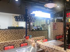 -马路牙子烧烤音乐酒馆(望京店)