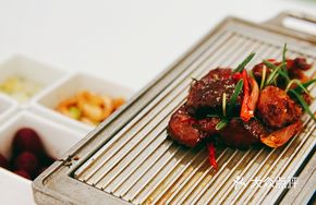 Flame-grilled Angus Beef with Vanilla