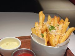 -阿妮叶李(光谷世界城店)