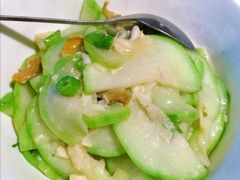 鲜丝瓜焖河蚌-费大厨辣椒炒肉(万家丽一店)