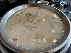 -老来福·非遗酸汤兔(凯旋路店)
