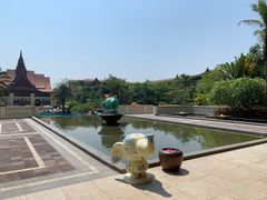 -西双版纳融创皇冠假日度假酒店