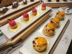 -西安绿地假日酒店