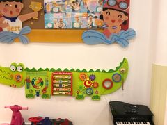 -戊辰亲子游泳俱乐部