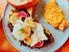 慢煮牛肉温泉蛋吐司-O'mills Sourdough Bakery&Bistro(永嘉路店)