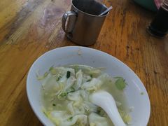 -胖子馄饨坊(天目大厦东南)