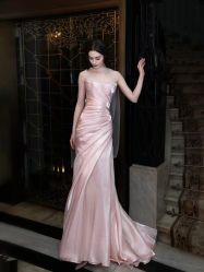 -拉瑞娜LaReine婚纱礼服高级定制