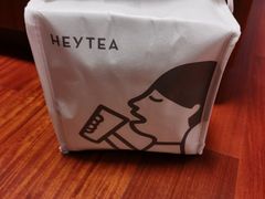 -喜茶(杭州滨江宝龙店)