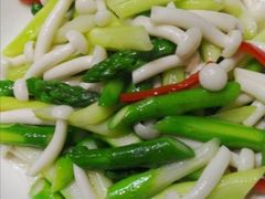 蘆筍菌菇-利鸿私宴(南京路步行街店)