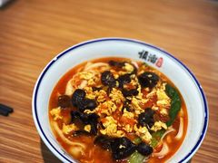 -顺溜·手工刀削面·黑金店(铜锣湾店)