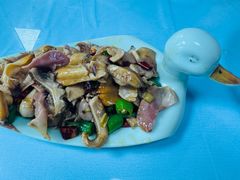 -崴海渔村(虹梅路店)