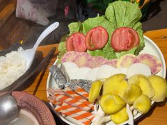 -民食香·腊排骨野生菌美食(木府店)