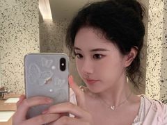 -青青世界
