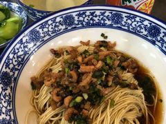 开洋葱油拌面-裕兴记•蟹黄面馆(人民广场店)