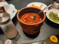 -忆江南·临江鱼馆