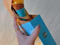 -星巴克(济南美莲广场店)