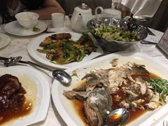 -鸿星海鲜酒家(格兰中心店)