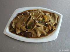 豆腐皮锅巴肉-万佛湖许老大铁锅鱼(黑金冠店)