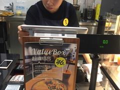 -HELLO 27 意面·沙拉·帕尼尼