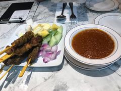 沙爹鸡牛肉拼盘-关夫人餐厅(阳光广场店)