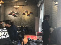 -巴四老城区炭火蛙锅(张江店)