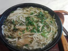 -蒙小妹骨汤饭.米线(新光路店)