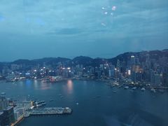 -OZONE 顶楼酒吧(香港丽思卡尔顿酒店)
