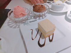 豆乳蛋糕-斗牛士牛排餐厅(嘉里汇店)