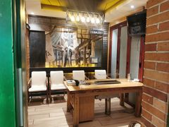 -河坝강뚝烧烤专门店(旗舰店)
