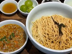 -蟹上黄·蟹黄面·江南糖水(人民广场店)