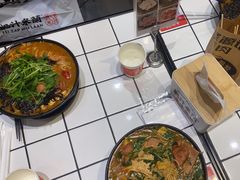 -肥汁米蘭香港米线(长宁来福士店)