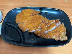 -莱莱小笼·乔艾