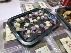 -吴山路夜市