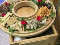 -渔珺石锅鱼·云南菜(天泽街店)