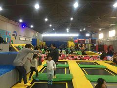 -Bounce Factory反弹工厂蹦床公园(群力店)