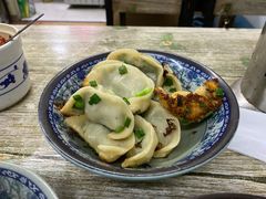 韭菜猪肉煎饺-无名氏宵夜小摊(祝家三姐妹馄饨店)