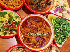 -老闵田螺馆·南昌市井菜·特色小吃(总店)