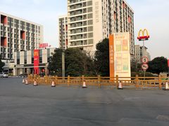 -巴四老城区炭火蛙锅(张江店)