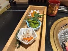 -山川小町·极番烧肉(新地假日广场店)