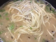 -豚骨王拉面(Orchid Hotel)