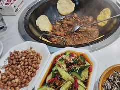 -鲁员外地锅鸡地锅鱼(古墩路店)