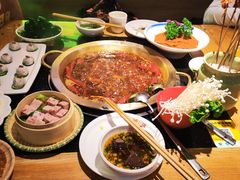 -潮火锅·麻辣牛肉火锅(观音桥方圆·LIVE店)