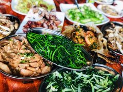 -御霞苑泥烩鸡休闲农庄