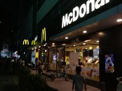 -麦当劳(新洲南路店)